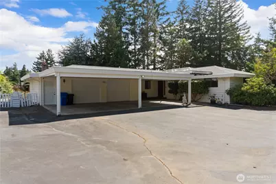 1781 NE 11th Avenue, Oak Harbor, WA 98277 - Photo 1
