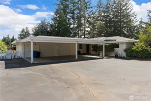 1781 NE 11th Ave, Oak Harbor, WA 98277 - Photo 1
