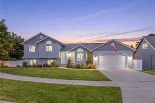 313 Brandi Ln, Wenatchee, WA 98801 - Photo 1