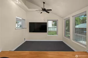 928 127th Street Street Ct E, Tacoma, WA 98445 - Photo 6