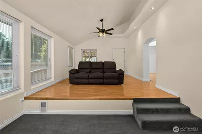 928 127th Street Street Ct E, Tacoma, WA 98445 - Photo 4