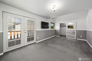 928 127th Street Street Ct E, Tacoma, WA 98445 - Photo 18