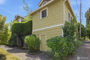 5521 12th Ave NE, Seattle, WA 98105 - Photo 32