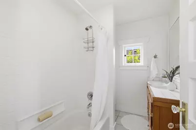 5521 12 Avenue NE, Seattle, WA 98105 - Photo 28