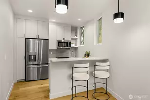 3402 E Spring St, Seattle, WA 98122 - Photo 16