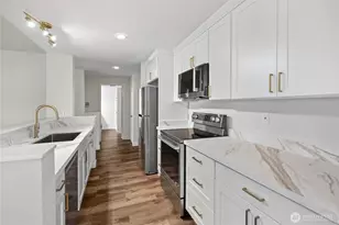 3710 26th Pl W, Seattle, WA 98199 - Photo 10