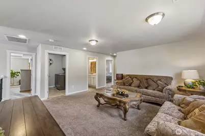13931 E 63rd Avenue E, Puyallup, WA 98373 - Photo 32