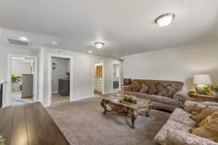 13931 E 63rd Ave E, Puyallup, WA 98373 - Photo 32