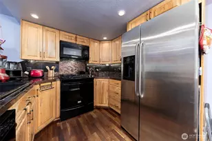 302 E Oak St, Shelton, WA 98584 - Photo 16