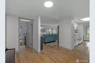 121 Vine Street #303, Seattle, WA 98121 - Photo 10