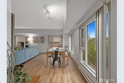 121 Vine Street #303, Seattle, WA 98121 - Photo 4