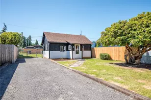 325 23rd Ave, Longview, WA 98632 - Photo 2