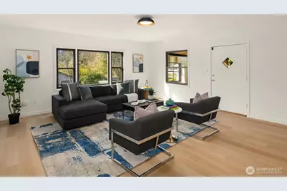 11726 10th Avenue S, Seattle, WA 98168 - Photo 2