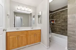 1802 Maple Ln, Kent, WA 98030 - Photo 14
