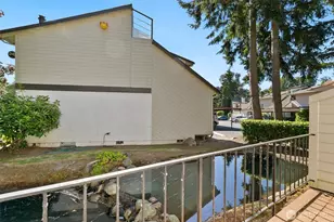 1802 Maple Ln, Kent, WA 98030 - Photo 20