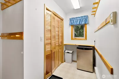 7101 Rainier Way, Glacier, WA 98244 - Photo 18