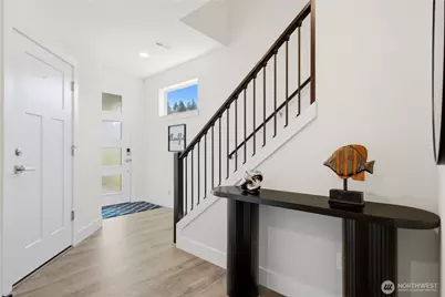 24148 39th Drive SE, Bothell, WA 98021 - Photo 2