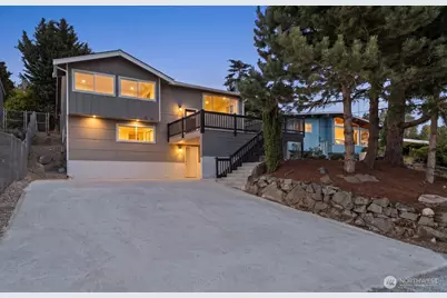 5926 23rd Avenue S, Seattle, WA 98108 - Photo 2