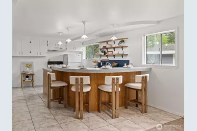 2001 NE 12th Street, Renton, WA 98056 - Photo 24
