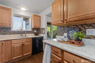 24527 36th Ave S, Kent, WA 98032 - Photo 12