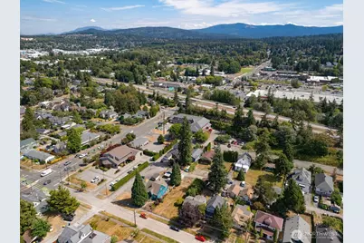 1240 Grant Street, Bellingham, WA 98225 - Photo 6
