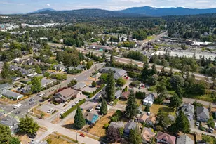 1240 Grant St, Bellingham, WA 98225 - Photo 6