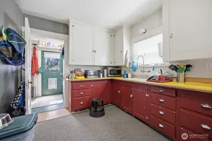 1240 Grant St, Bellingham, WA 98225 - Photo 24