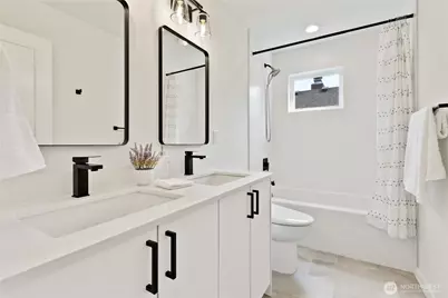 10306 Midvale Avenue N #A, Seattle, WA 98133 - Photo 22