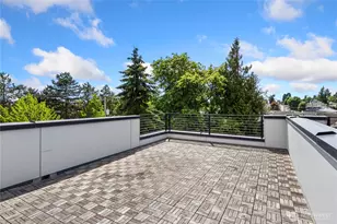 10306 Midvale Ave N, Seattle, WA 98133 - Photo 28
