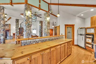 17049 Lake Point Drive SE, Yelm, WA 98597 - Photo 10