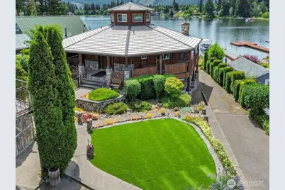 17049 Lake Point Drive SE, Yelm, WA 98597 - Photo 2