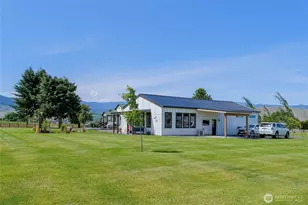 2735 4th St, East Wenatchee, WA 98802 - Photo 26