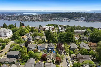 360 Howe Street, Seattle, WA 98109 - Photo 34