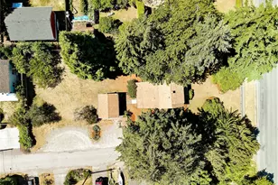 911 Tyler St, Port Townsend, WA 98368 - Photo 2