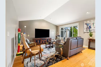6020 N Highlands Parkway #38E, Tacoma, WA 98406 - Photo 6