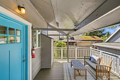 8123 49th Avenue S, Seattle, WA 98118 - Photo 22