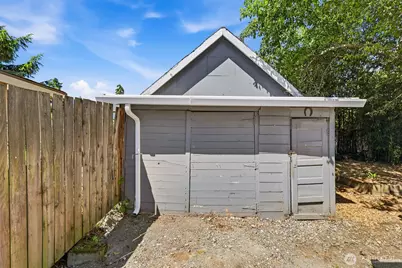 8123 49th Avenue S, Seattle, WA 98118 - Photo 26