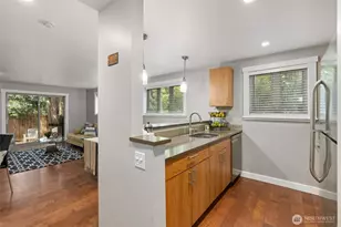 15140 NE 82nd St, Redmond, WA 98052 - Photo 8