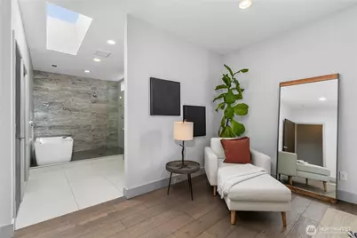 1313 4th Avenue W, Seattle, WA 98119 - Photo 16