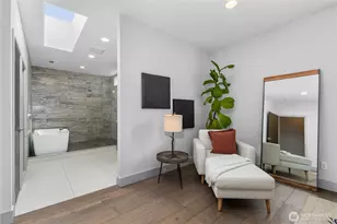 1313 4th Ave W, Seattle, WA 98119 - Photo 16