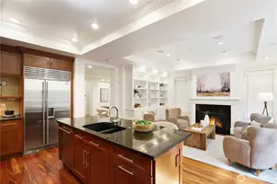 719 Harvard Ave E, Seattle, WA 98102 - Photo 14