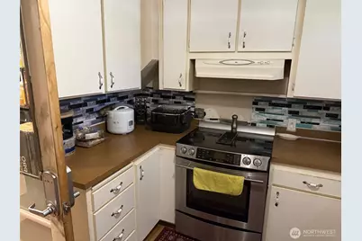 9702 22nd Avenue E, Tacoma, WA 98445 - Photo 18