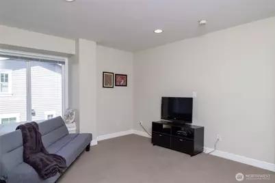 645 18th Avenue W, Kirkland, WA 98033 - Photo 34