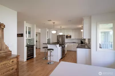 645 18th Avenue W, Kirkland, WA 98033 - Photo 14