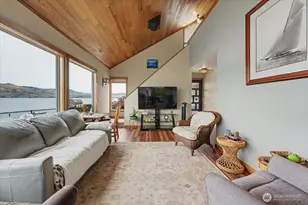 1386 S Lakeshore Rd, Chelan, WA 98816 - Photo 16