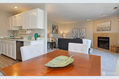 4120 212th Street SW #B301, Mountlake Terrace, WA 98043 - Photo 8