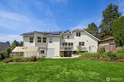 12453 NE 104th Street, Kirkland, WA 98033 - Photo 32