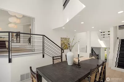 12453 NE 104th Street, Kirkland, WA 98033 - Photo 8