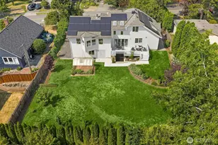 12453 NE 104th St, Kirkland, WA 98033 - Photo 1
