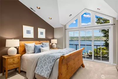 528 W Lake Sammamish Parkway SE, Bellevue, WA 98008 - Photo 16